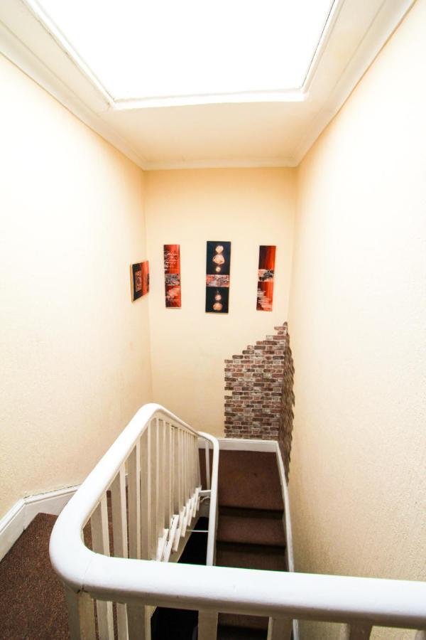 Central Bolton Accommodation 외부 사진
